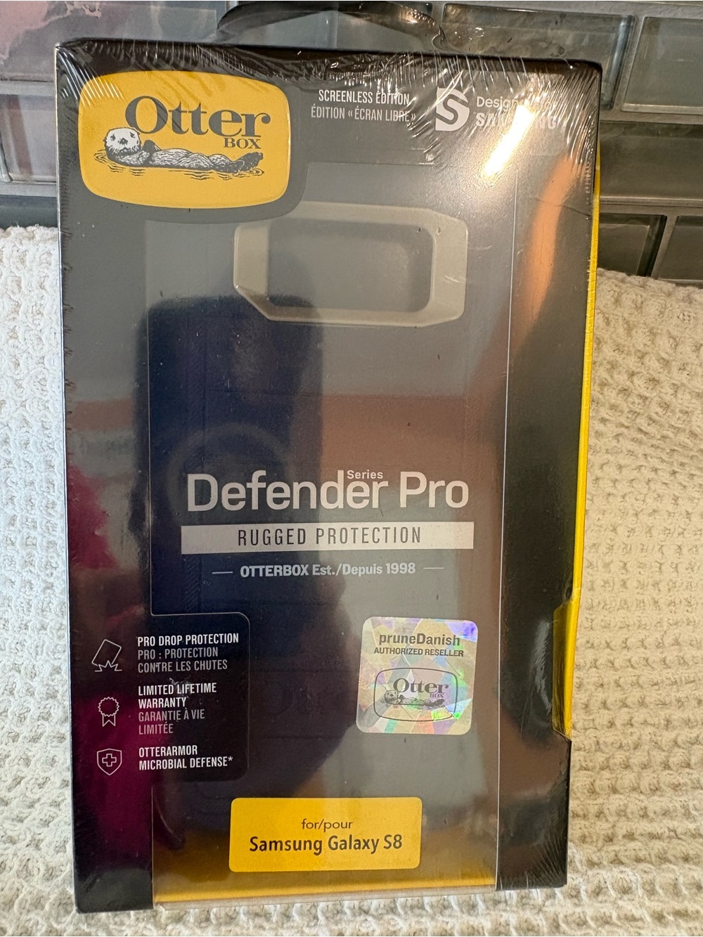 OtterBox Defender Pro Rugged Protection Case for Samsung Galaxy S8 - Black
